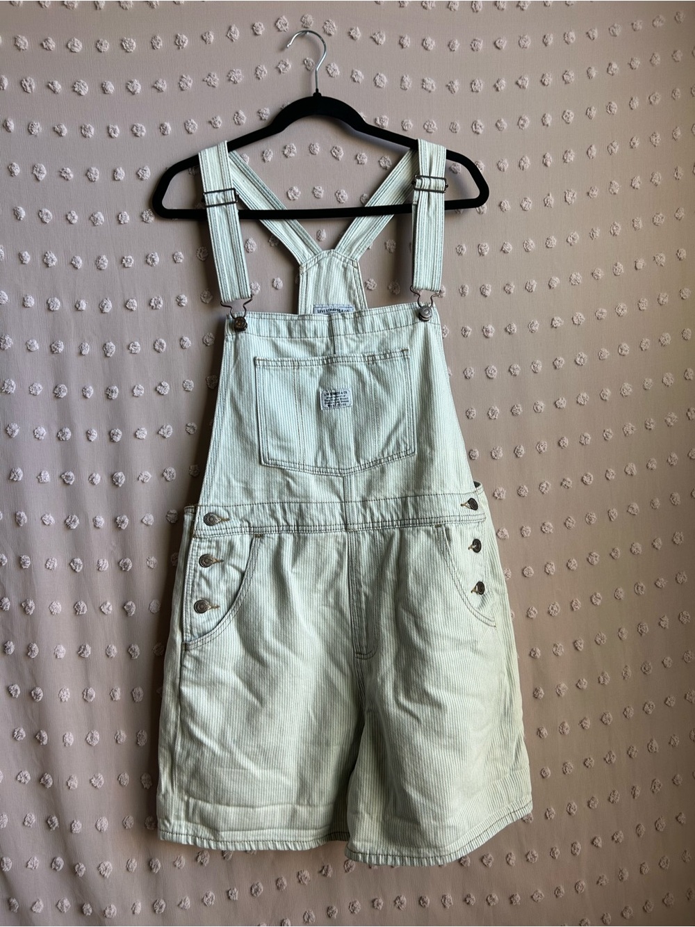 NWT Levi’s Women’s Striped Light Wash Short Overalls Sz M